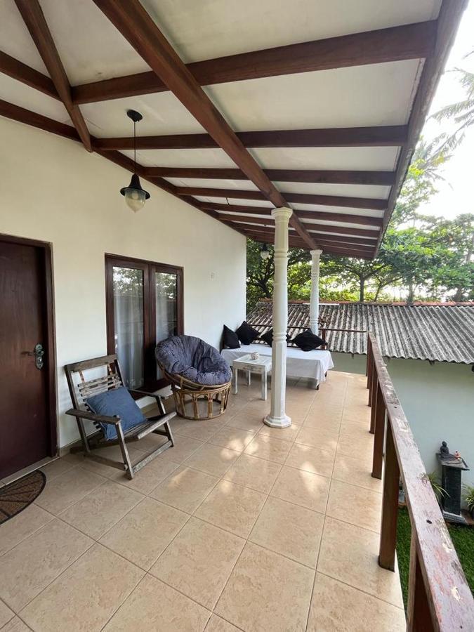 Beach House Kalukatiya - Family Villa, Seaview Room, Garden Room Dickwella Exterior photo